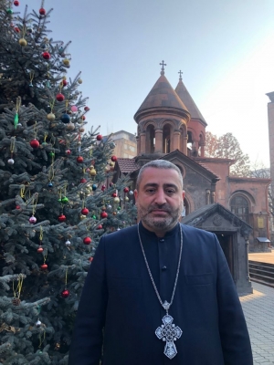 Տեր Գրիգոր քհն. Գրիգորյանի ամանորյա շնորհավորական խոսքը | Ter Grigor Qhn Grigoryani Amanorya Shnorhavorakan Khosqy